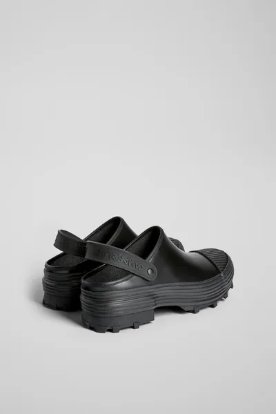 Tracktori Black Clogs for Unisex - Autumn / Winter collection - Image 2